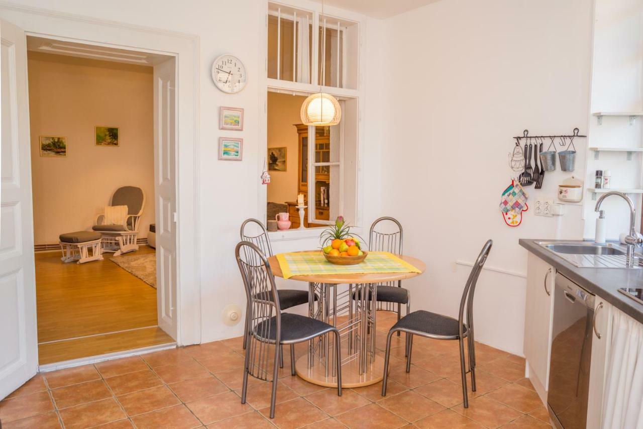 Apartment Tri Mudraca Karanac ภายนอก รูปภาพ
