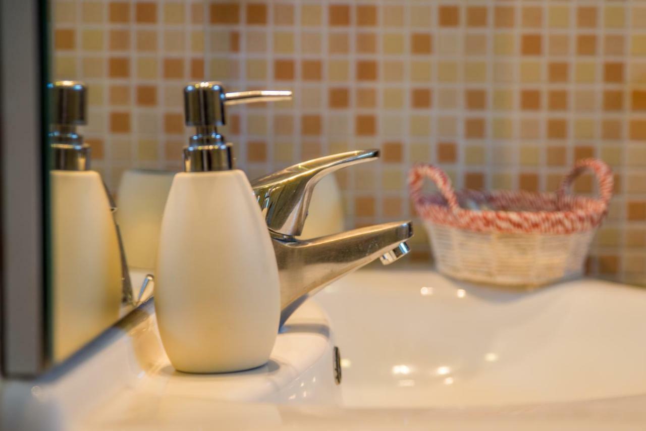 Apartment Tri Mudraca Karanac ภายนอก รูปภาพ