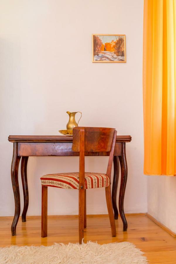 Apartment Tri Mudraca Karanac ภายนอก รูปภาพ